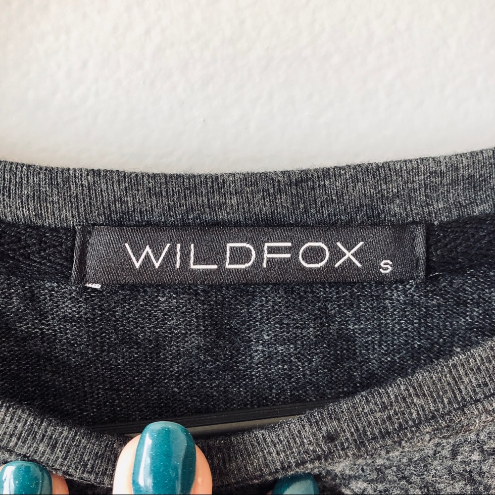 WILDFOX heart smile pullover crewneck sweatshirt - Picture 3 of 7